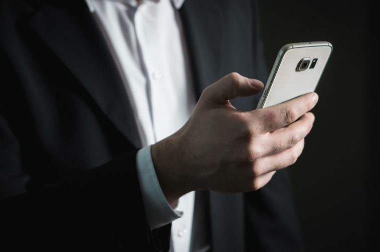 Os melhores smartphones para homens de negocios
